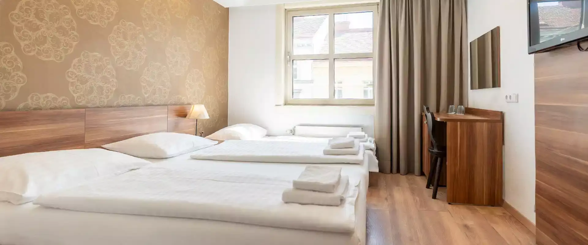 hotel-enziana-wien-zimmer.webp