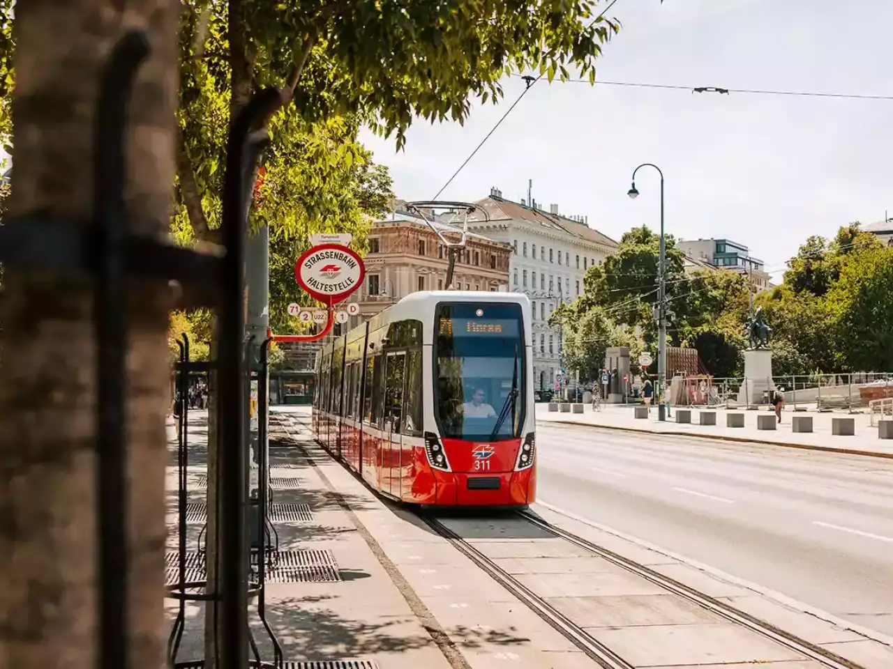 Straßenbahn Haltestelle in Wien