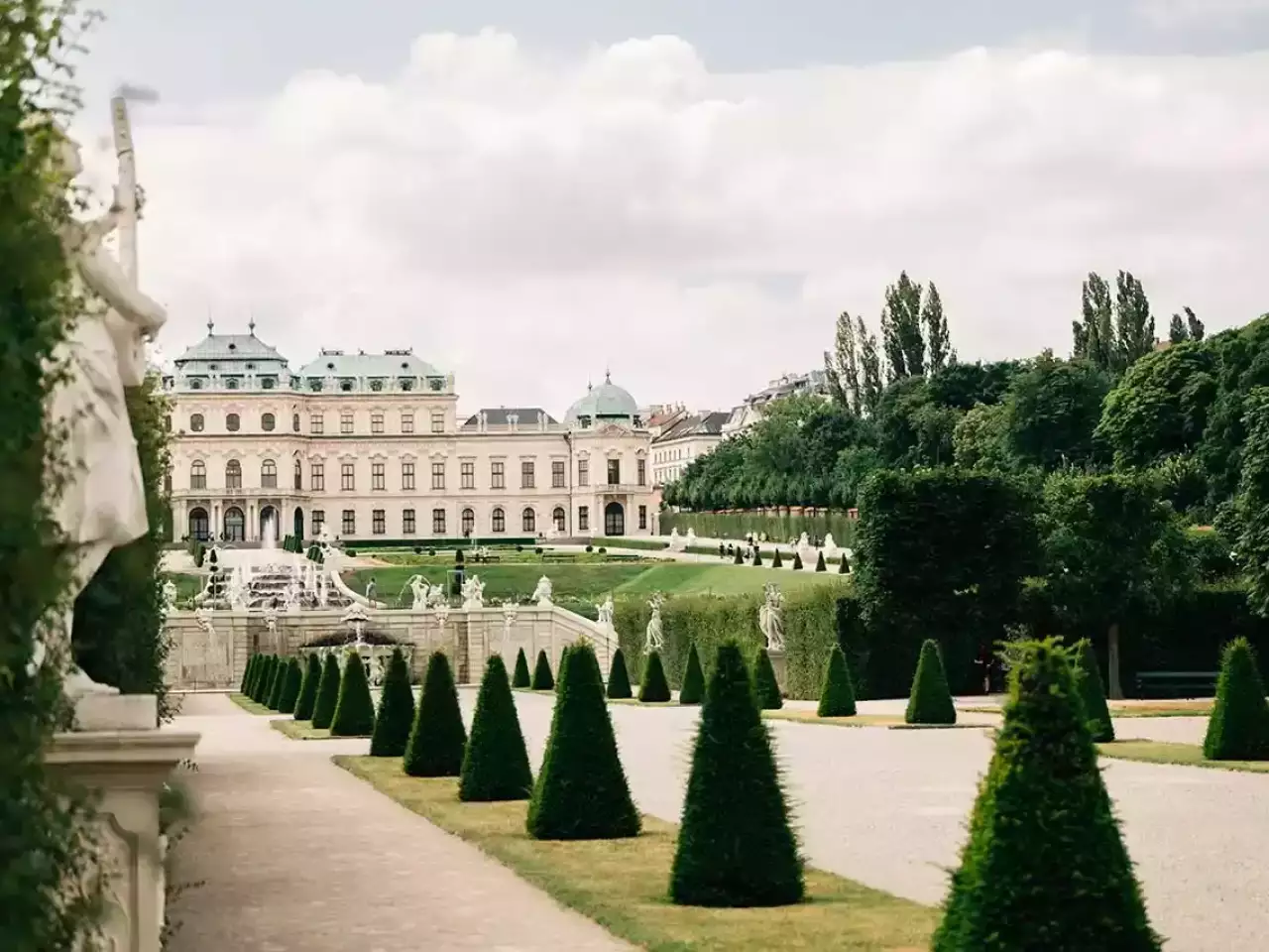 Oberes Belvedere in Wien mit Gartenanlage